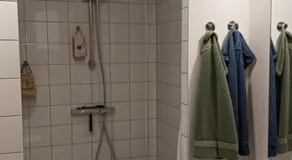 Private Cozy Room - Hotel Style & Free Parking - Image 2
