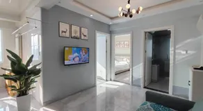 Central Avenue Apartment - Image 3