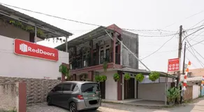 RedDoorz near FKIP UNTIRTA Serang - Image 2