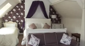 Meath Arms Country Inn - Image 2