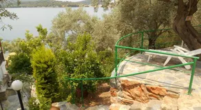 Violetta Studios & Apartments - Image 3