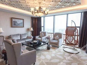 Zhonglang Holiday Hotel - Image 3
