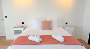 Suite avec Bain îlot & Jardin privé - Vue Pyrénées - Image 4