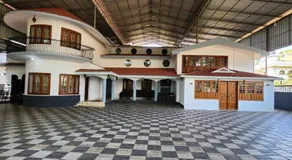 Bharatham Heritage Inn - Image 4