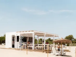 Stylish Chalet in Mont-roig - Image 3