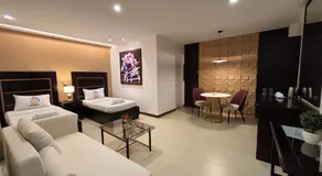 Road Haus The Manny Pacquiao Hotel - Image 3