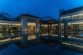 Wuyuan Yuehuitang - Image 2