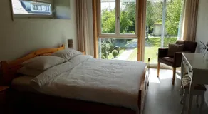 B&B 25 - Image 2