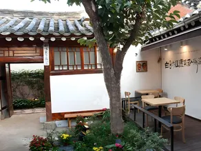 Moggoji Hanok Guesthouse - Image 3