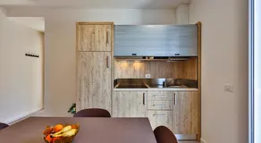 Apho Apartment Hotel - Image 5