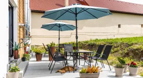 Private Stylish Apt With Free Parking 24-7 self check-in - Image 4