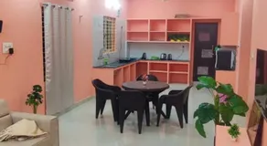RUSHITHA HOMESTAY - NEAR To ALIPIRI- FREE WIFI - FAMILY STAY ONLY - ANDROID TV - DOOR SERVICE - Image 5