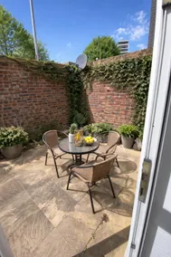 Spacious Battersea Flat with Garden - Image 4