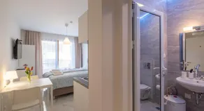 Sunny Dream Apartments - Image 2