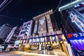 Bucheon Boutique Donkey Hotel - Image 2