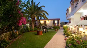 Nikolas Suites - Image 2