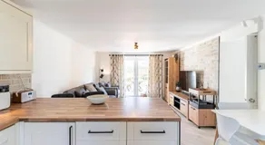 1 The Cottage - Image 3