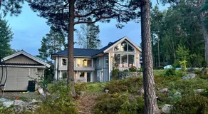 Modern Seaside Guesthouse with Archipelago Views - Image 4