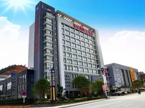 Qihong International Hotel - Image 5