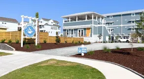2002 Queen Suite, 2nd Floor Surfside - Image 4