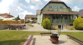 Krisztián Apartmanház - Image 3