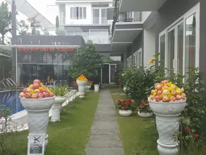 Beautiful Riverside Villa w/ Pool and Free Pickup - Image 5