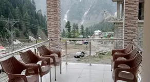 Hotel Pine Grove Naran - Image 3