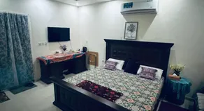 Budget Hostel Rooms - Image 5