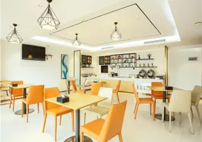 City Comfort Inn Wuzhou Municipal Square - Image 5