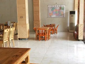 Shennong's First Local Cuisine Restaurant - Image 4
