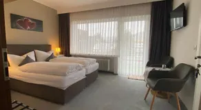 Sevda's Hotel Garni Weinforth - Image 2
