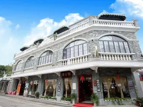 Fo Shan feng jian  liang mansion - Image 3