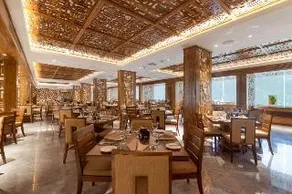 Araliya Beach Resort & Spa Unawatuna - Image 2
