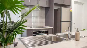 Koala Hideaway Urban Unit Close to Adelaide CBD - Koala Stay - Image 2