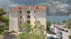 Apartment Medusa - Image 5