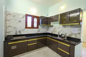 Anukraha Home Stays - Image 5