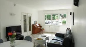 Maison avec jardin au centre de Nancy avec borne de recharge voiture électrique - Image 2