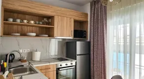 Sunshore Center apartment #4 - Image 2