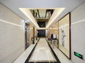 Phoenix Lake International Hotel - Image 5