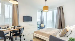 Modern 2-room flat with terrace - Image 2