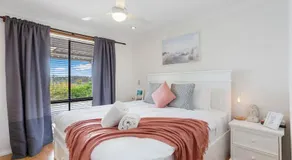 Incredible family home in the heart of Beldon - Image 2