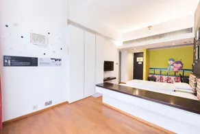 Y Loft - Image 2