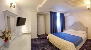 Hotel Central - Image 2