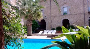 Hotel Canet - Image 2