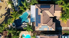 Vino Villa Large home Sleeps 10! Large Salt water pool/spa - Image 5