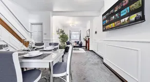 Charming City Retreat,4 Bedroom House,Garden,Free Parking - Image 5