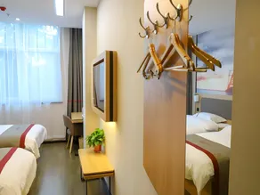 Thank Inn Hotel Shaanxi Yuncheng Ruicheng County Dongmao Plaza - Image 3