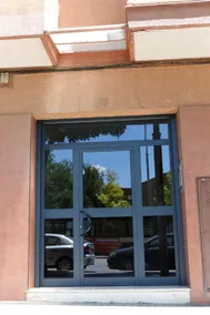 PISO EXTERIOR COMPLETO A 20 ' DE BARCELONA. - Image 3
