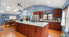 New Lake Como Retreat with Bar and Pool Table - Image 3