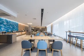 Home Inn Neo Qingdao Taidong Metro Station - Image 4